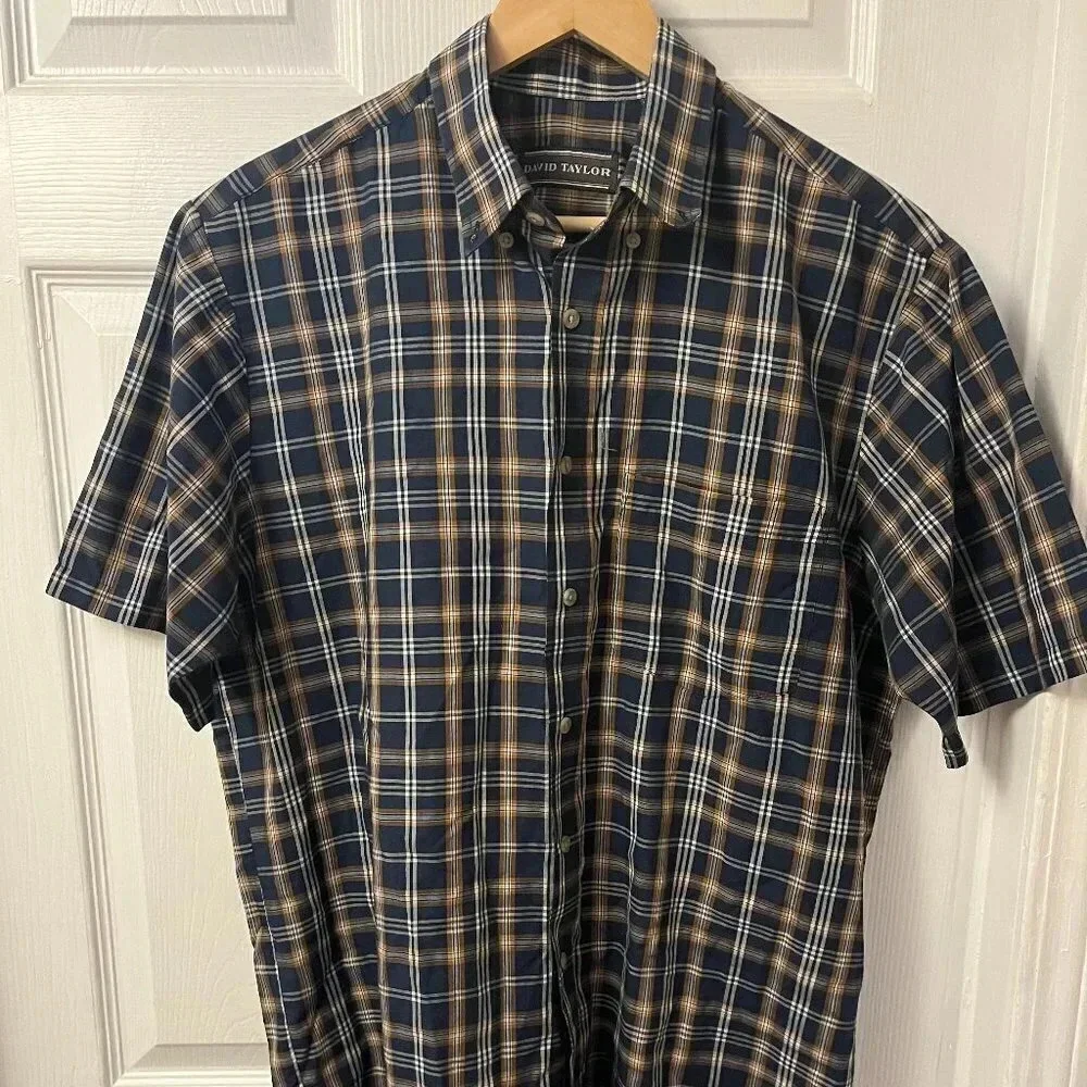 Men’s David Taylor Button Down Shirt Size Large